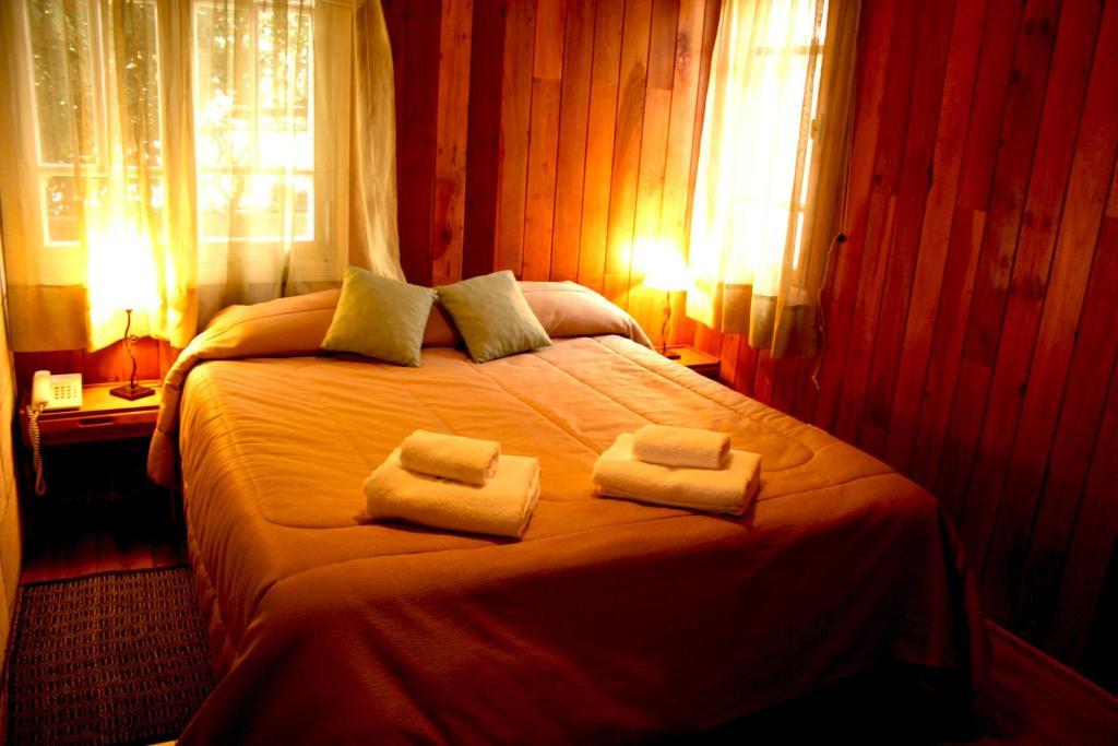Wesley Hosteria Boutique San Martín de los Andes الغرفة الصورة
